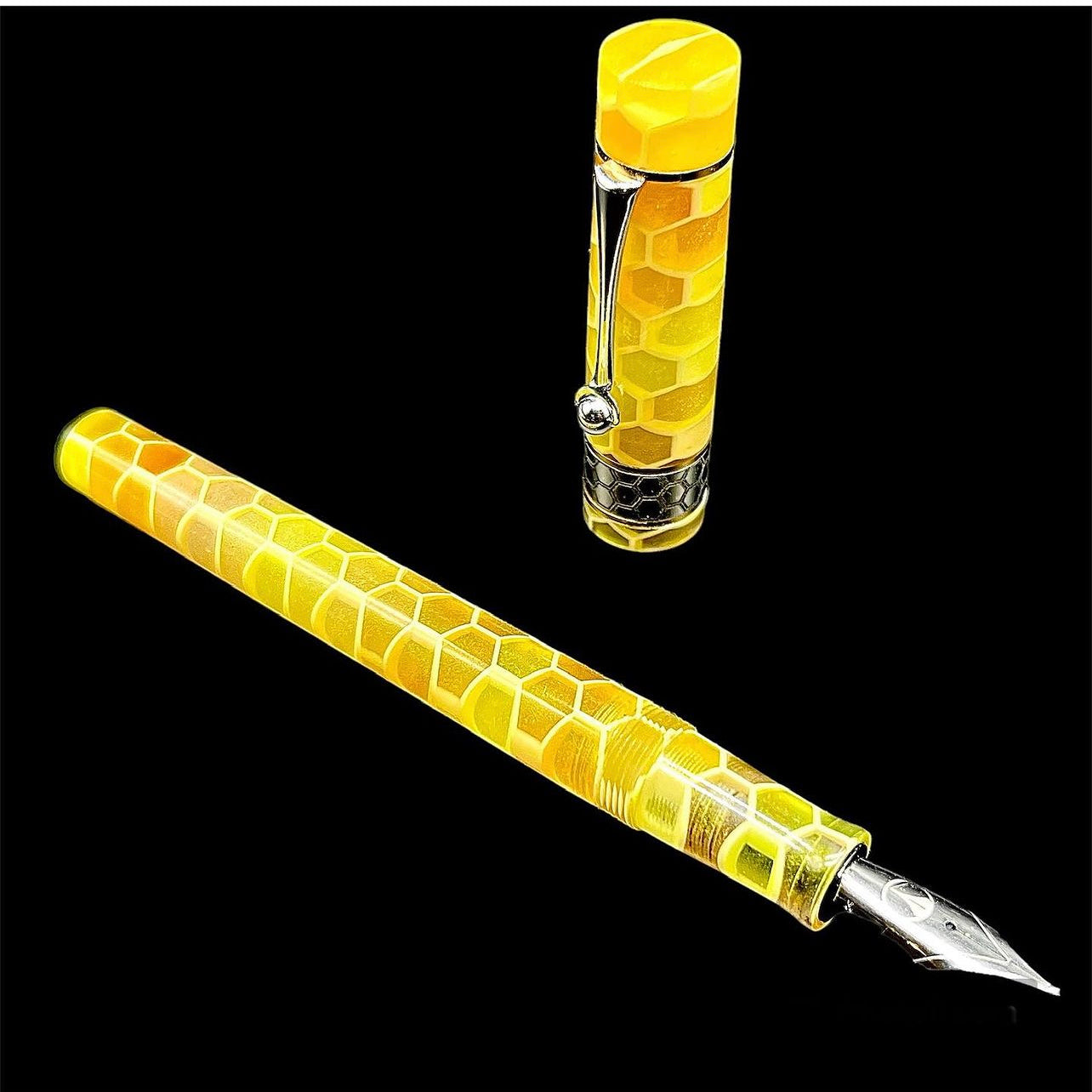 Bee’s Knees Honeycomb Westminster Fountain Pen