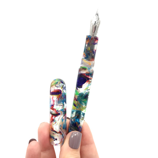 Spectrum Fountain Pen in Cylindre style