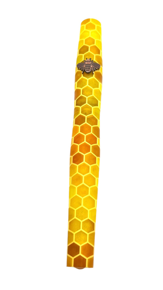 Bee’s Knees Honeycomb Essex Fountain Pen & Custom Engraved Nib